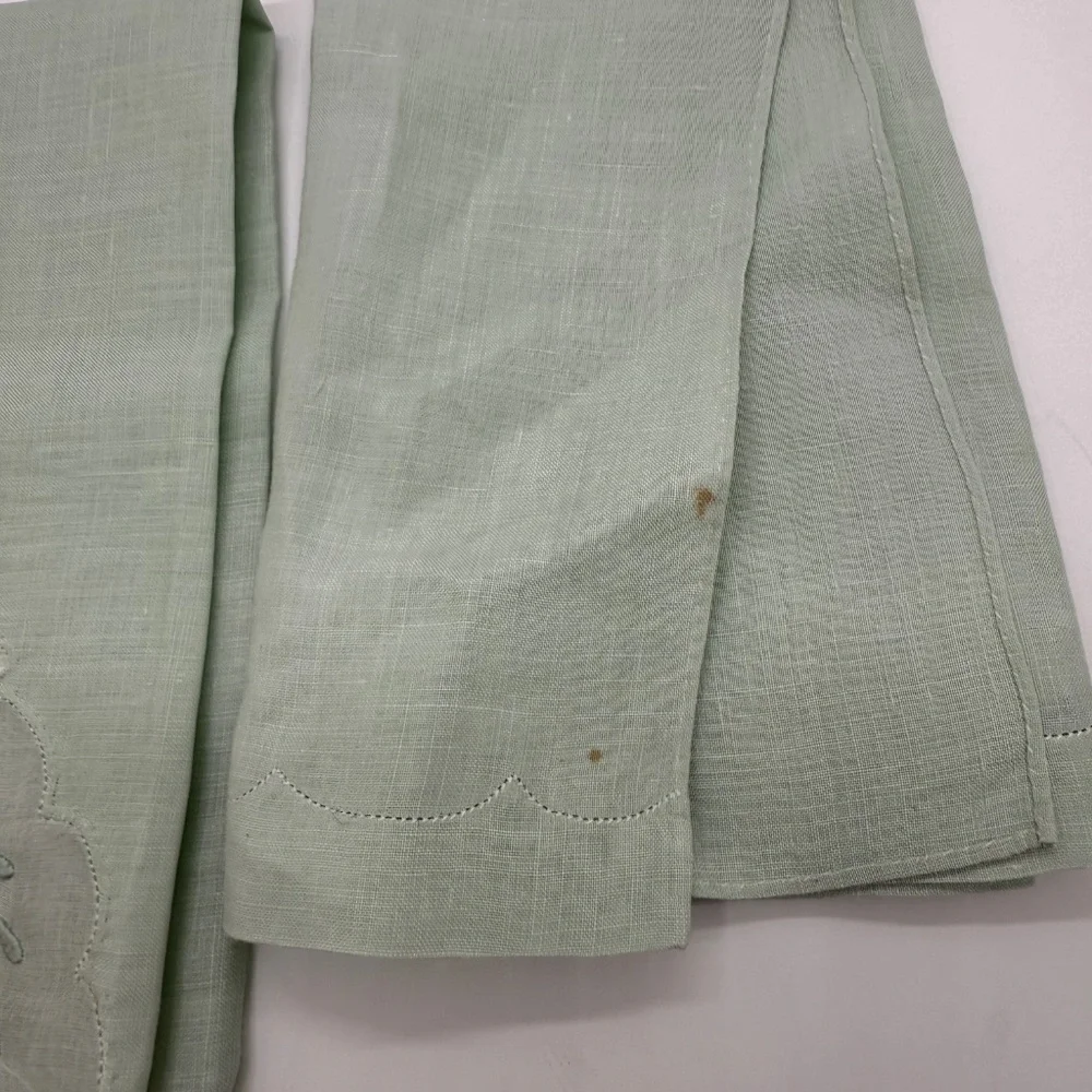 Pair Vintage Pale Pistachio Madeira Linen & Organza Fingertip Towels